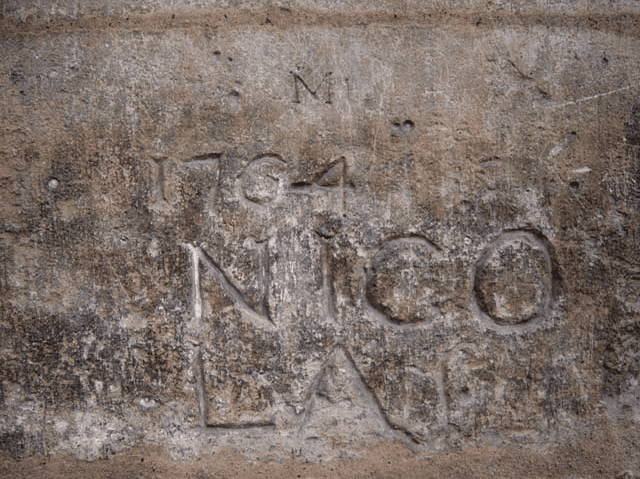 You are currently viewing The oldest graffiti in Paris?